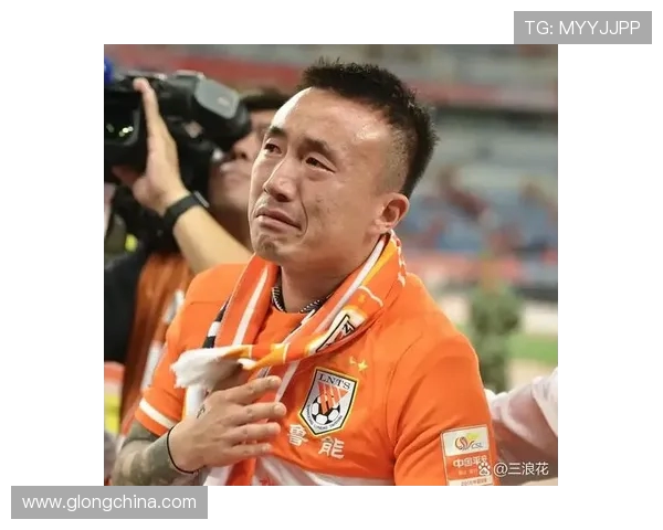 山东鲁能与广州恒大激战正酣谁能在这场巅峰对决中笑到最后